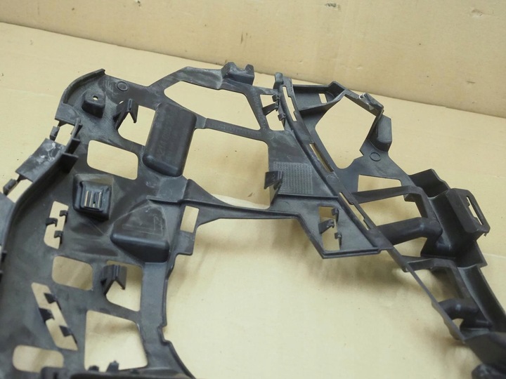 фото №13, E клас w214 amg line gt лівий ковзун кріплення бампера перед a2148852702