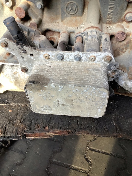 фото №1, Renault trafic iii 1.6dci радиатор масла основание фильтра