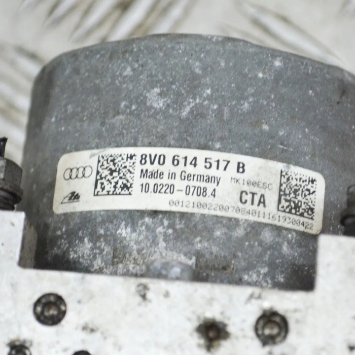 фото №7, Блок управления abs audi a3 sportback 8va, 8vf 8v0614517b 14559021 2.0l 228kw 2016
