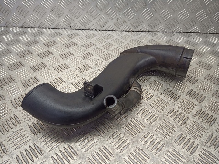 фото №1, Труба впускная воздуха opel vectra c 1.9 cdti 55558950