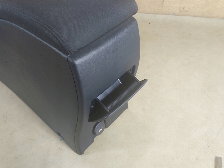 фото №11, Laguna iii подлокотник туннель средний