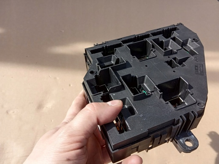 фото №5, Bmw f10 f11 seria 5 - коробка модуль запобіжників