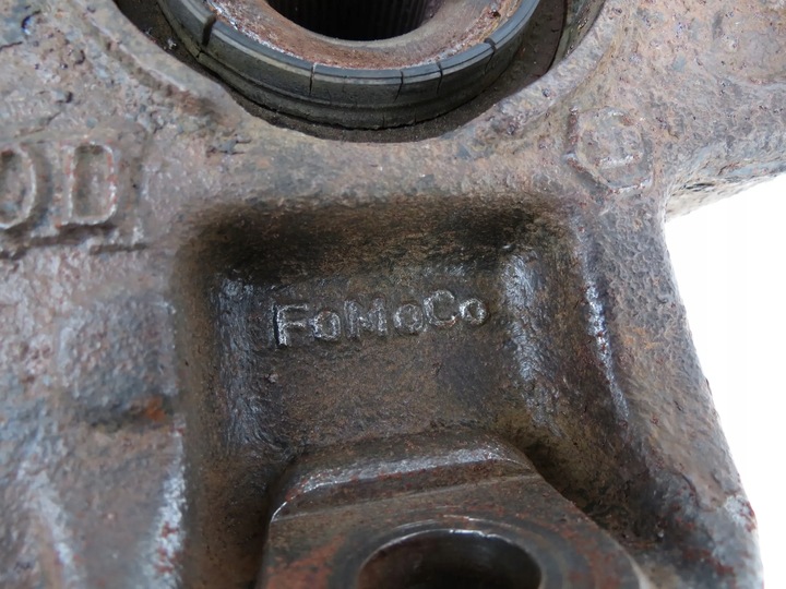 фото №11, Поворотный кулак ступица правые перед передняя volvo s80 ii 4.4 v8