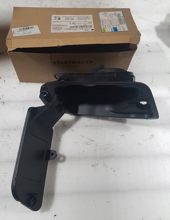 фото №1, Audi q2 механизм заливка топлива 81a809906a