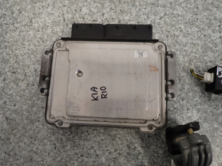 фото №7, Kia rio 1.5 crdi 05-10 набор стартовый компьютер замок зажигания