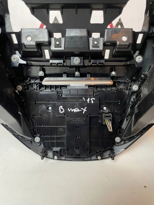 фото №11, Панель середній радіо ford b max