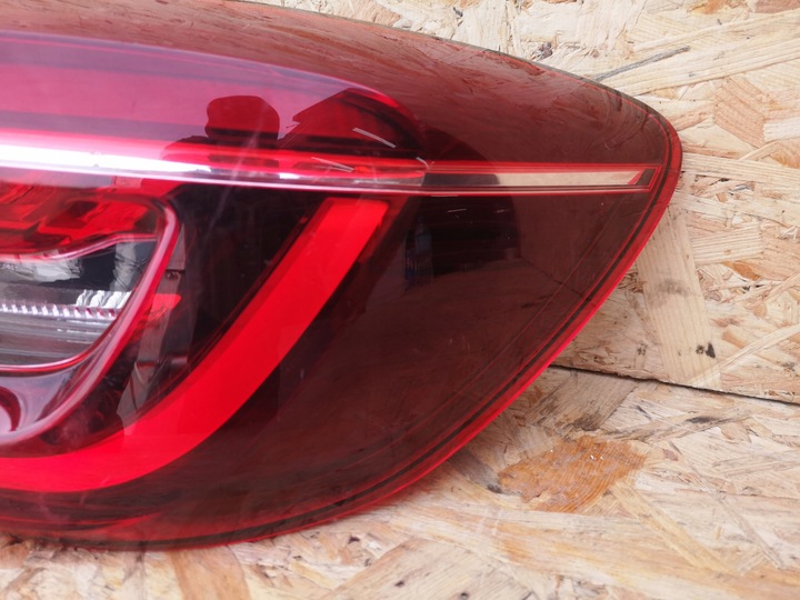 фото №7, Renault clio v лампа правые зад 265509761r комплект