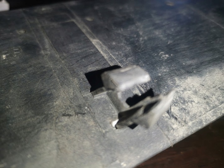 фото №7, Решітка захист решітка бампера audi 80 b4 8a0807683