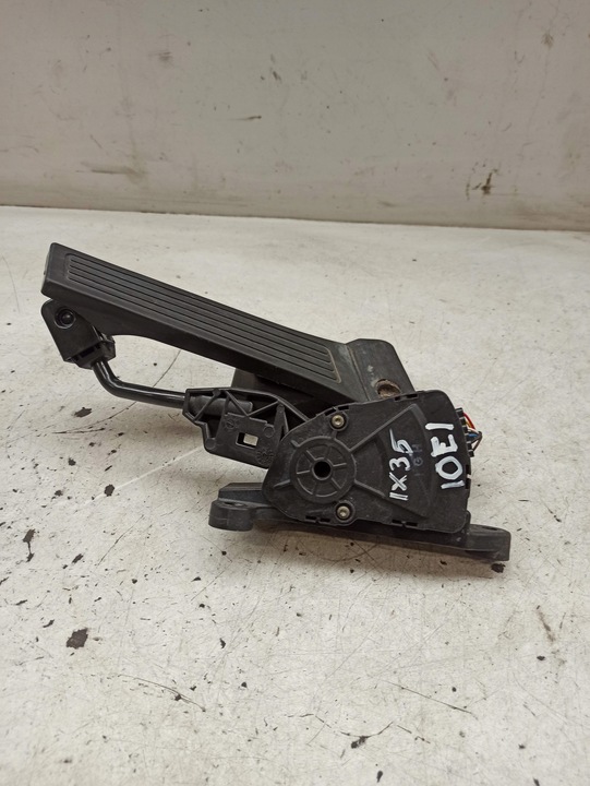 фото №1, Hyundai ix35 потенциометр газа dh32727-2s000