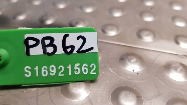 фото №7, Насос масла 7798014 bmw e90 e91 e87 e91 e60 e61 e92 e84 n47 2.0d