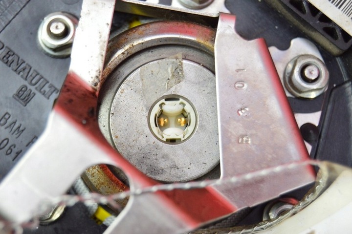 фото №8, Подушка безопасности подушка безопасности водителя 8200136332 opel vivaro a 02-06