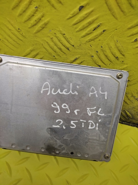 фото №4, Audi a4 рестайлінг 2.5 tdi блок керування двигуна 0281001945