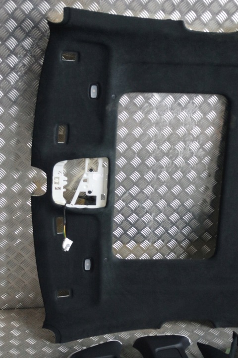 фото №8, Потолок люк чёрная алькантара mercedes gt amg x290 w290