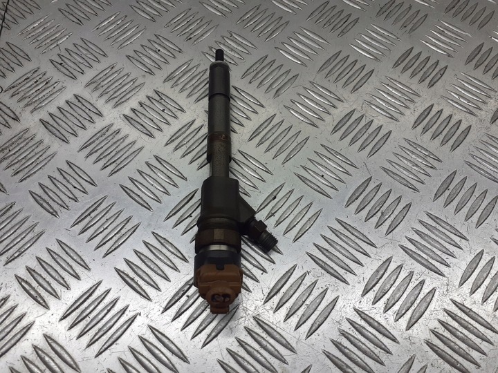 фото №1, Форсунка инжектор toyota corolla e15 1.4 d4d 23670-33040