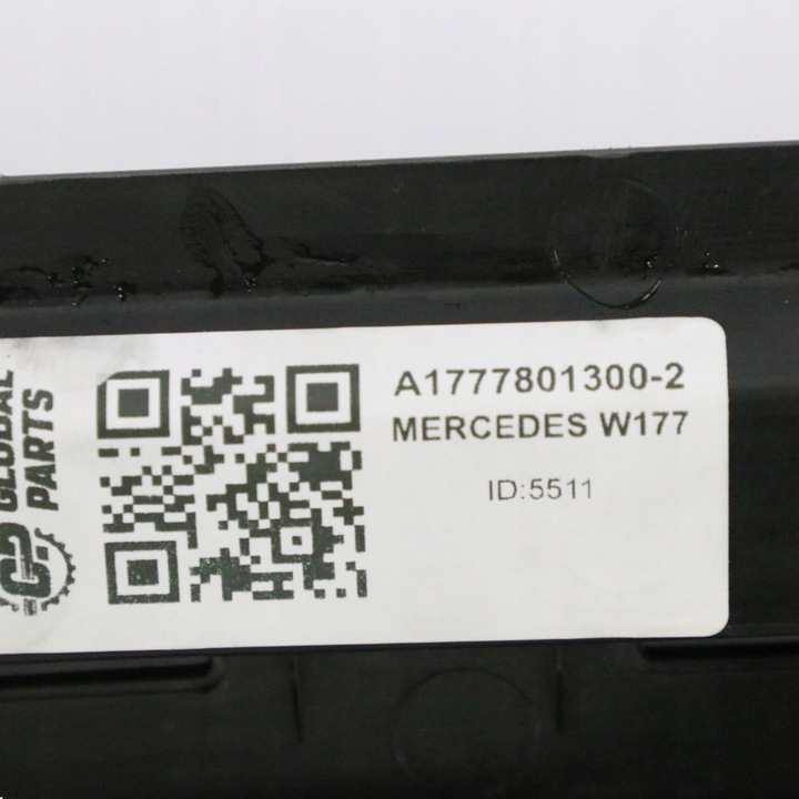 фото №13, Mercedes w177 люк ветрозащитный экран обтекатель a1777801300