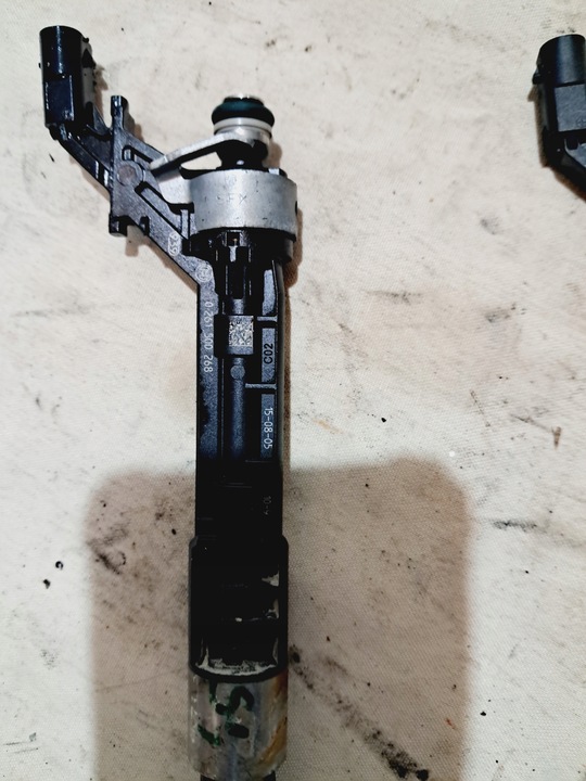 фото №14, Інжектор audi a4 b9 s4 s5 sq5 3.0 tfsi 0261500268