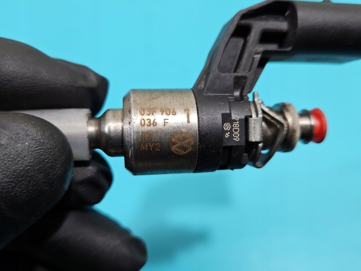 фото №4, Wtryskiwaczr kpl seat altea 03f906036f 1.4 tsi caxc