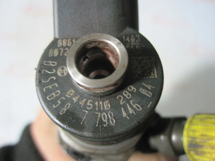 фото №5, Bmw 2.0 d n47d20a інжектор 0445110289