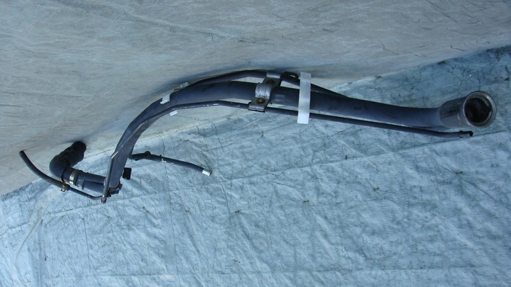 фото №8, Toyota rav4 iv 2.5 гибрид заливная горловина труба топлива европа 77278-48020