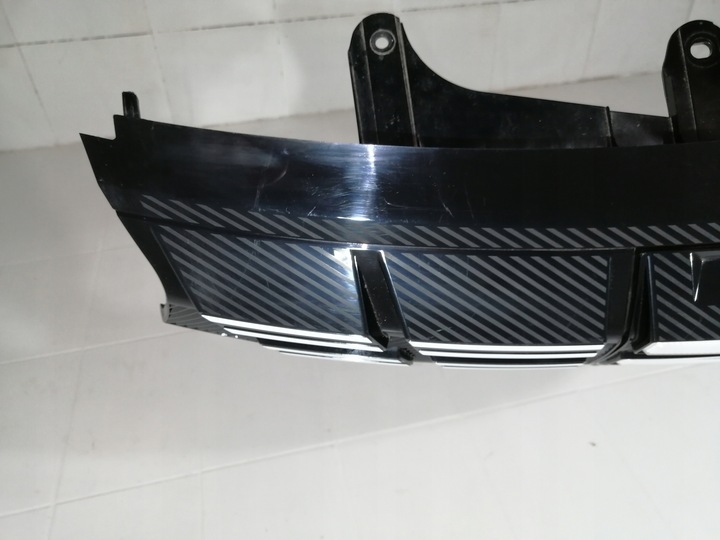 фото №11, Решітка радіатора решітка dacia spring рестайлінг hal 8715