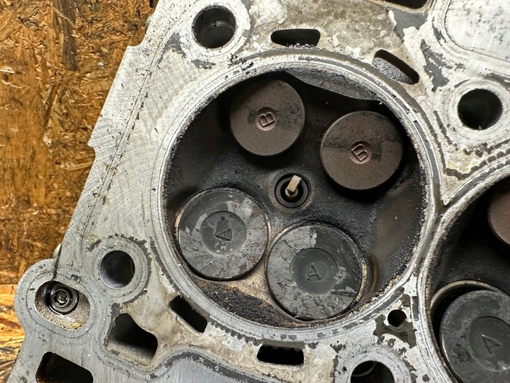 фото №11, Головка fiesta mk8 1.1 eb rfe3bg-6090