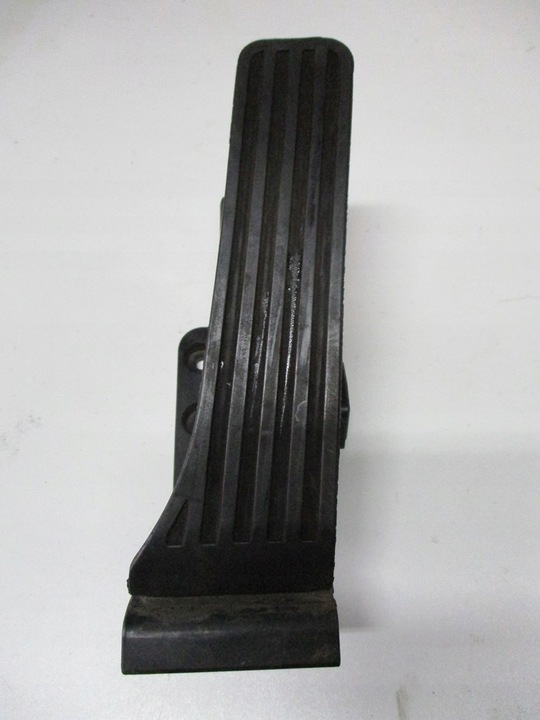 фото №1, Педаль газу mercedes glk a2043000304