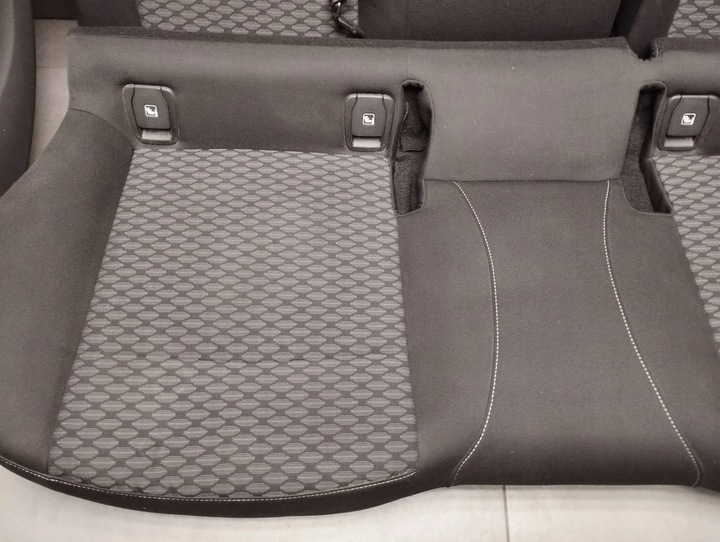 фото №10, Opel astra k универсал сиденья обшивки сиденье