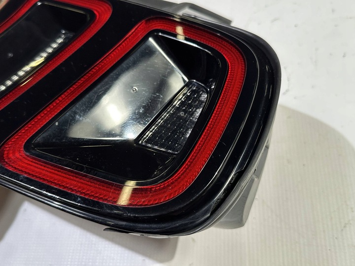 фото №10, Лампа зад задняя правая led ford mustang 2013 - 2014