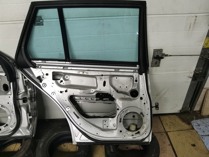 фото №9, Дверь левый зад универсал mercedes w211 e класс рестайлинг avantgarde цвет 775 775u