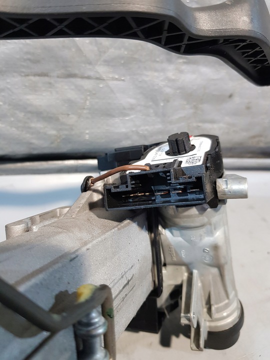 фото №14, Підсилювач електричні колонка замок запалювання skoda fabia iii eu + 2 ключі