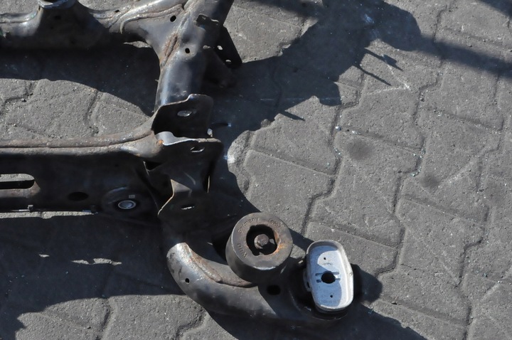 фото №11, Bentley bentayga 4.0 tdi підрамник підвішування зад 36a500029e