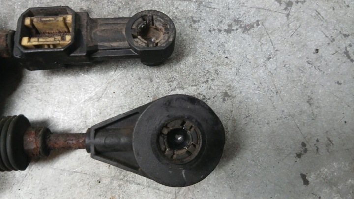 фото №8, Трос зміни коробка передач ford focus ii 04-08r 1.6tdci універсал 4m5r7-7e395-gd