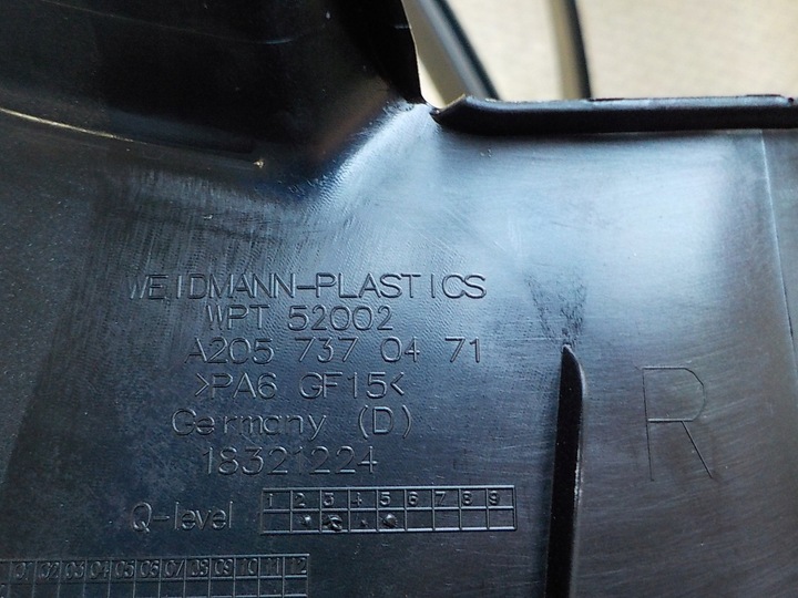 фото №5, C клас w205 combi планка рамка двері праві зад