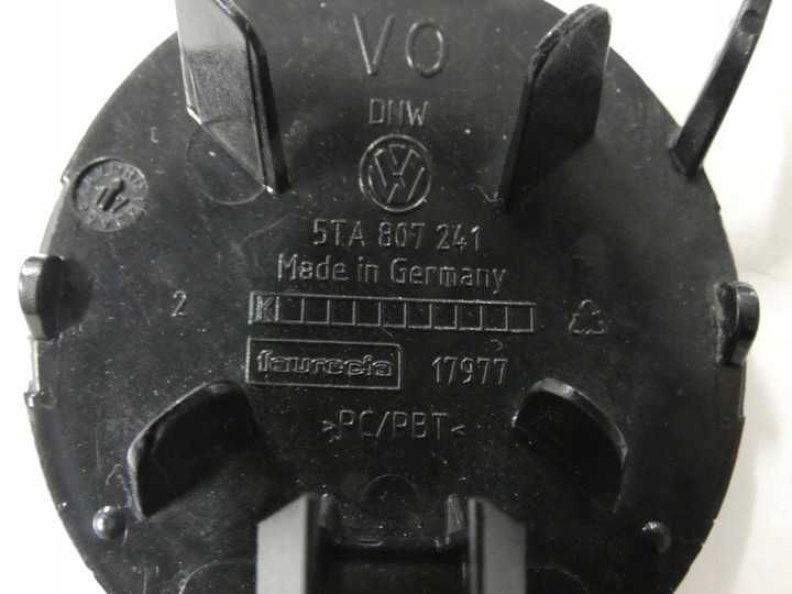 фото №9, Volkswagen оригинальный номер 5ta807241 крышка, hak holujący