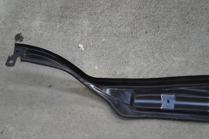 фото №9, Панель под лобовым стеклом металлический seat leon ii 05-12r 1p0805275c