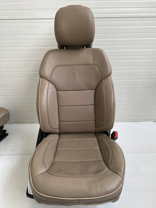 фото №11, Сиденья диван обшивки туннель средний пластики dvd mercedes gl ii x166 7 человек