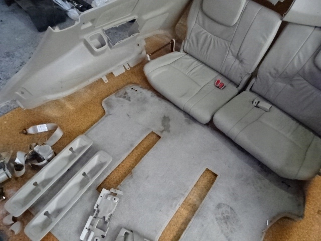 фото №4, Land cruiser 120 04 сидіння диван iii ряд skór beż