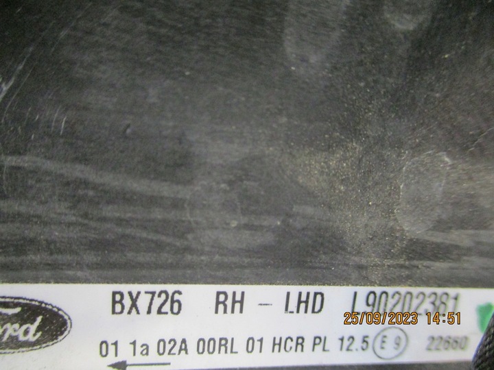 фото №9, Лампа лампи led ford puma mk2 l90202381 l90202380