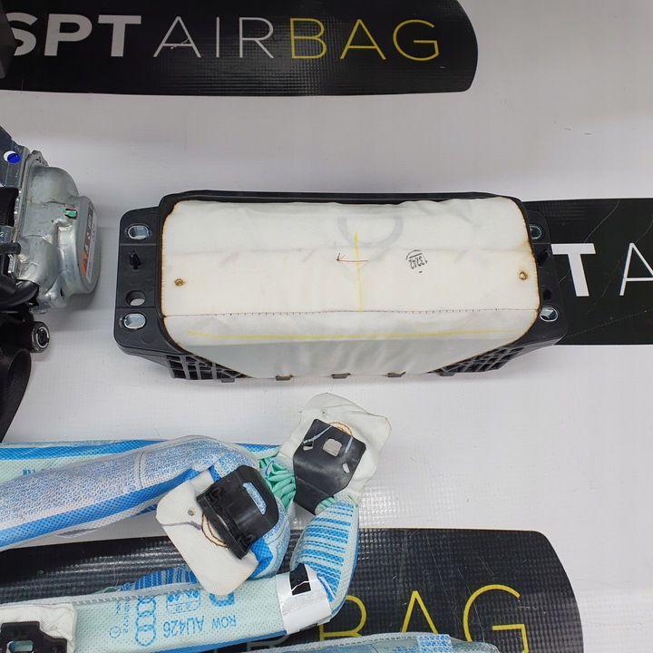 фото №10, Q5 80a панель консоль подушки ремені подушка безпеки штори