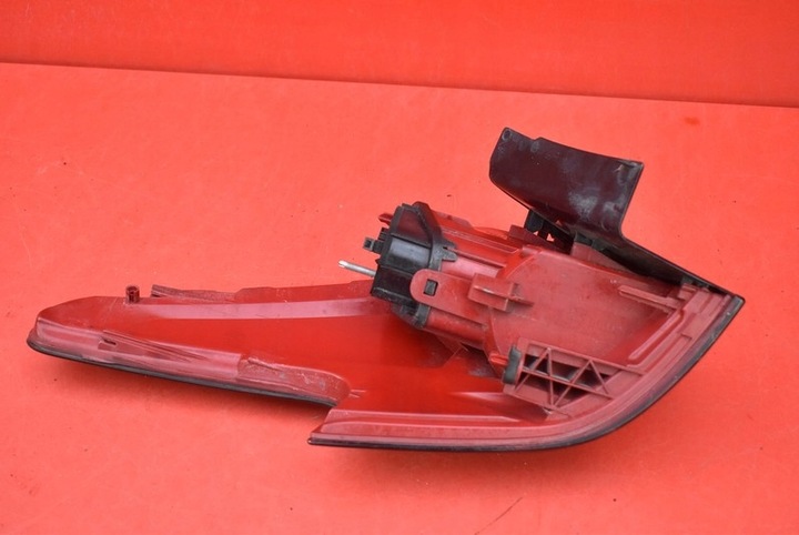 фото №9, Лампа права зад задня vp8x8x-13404-ax citroen c5 ii x7 iii універсал 08-17