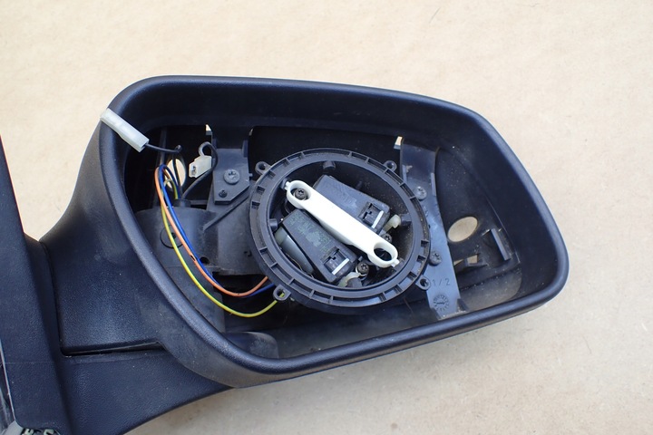 фото №11, Ford mondeo mk3 03 r дзеркало праві перед 5-pin eu 3s7117682ec