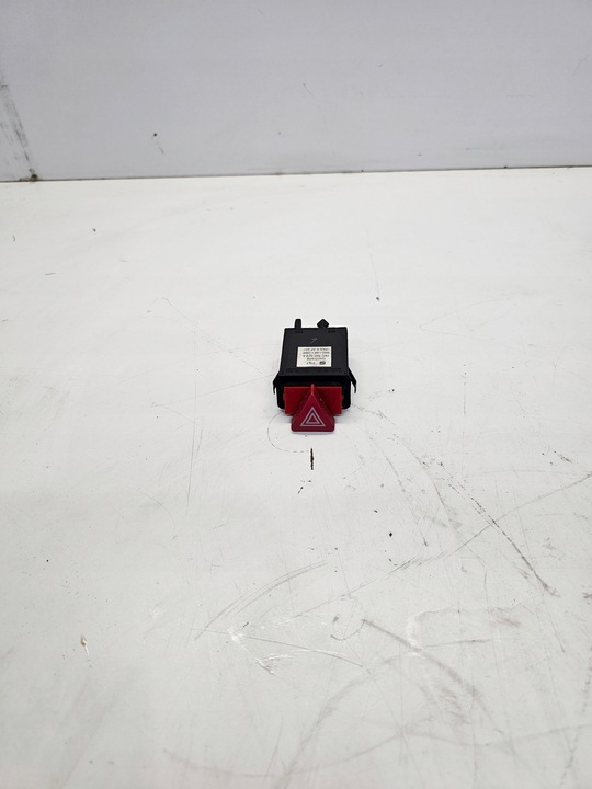 фото №1, Вимикач світла аварійних audi a6 c5 vw 1m0941509a