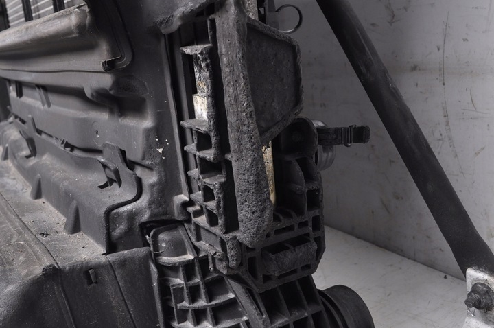 фото №8, Volvo s60 iii v60 t5 t6 d3 d4 комплект радіатор 32224829 31657360 32226282