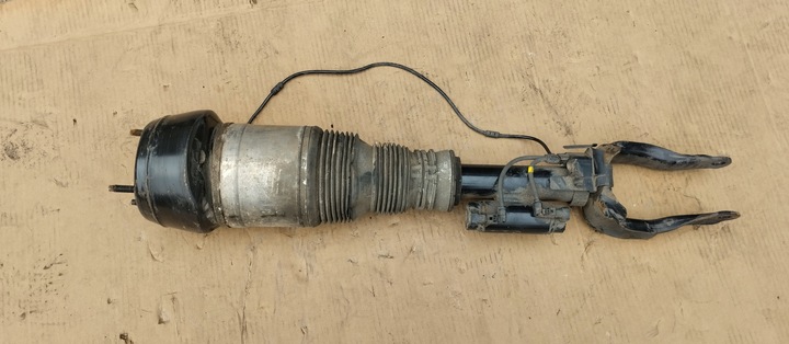 фото №1, Амортизатор airmatic левый перед mercedes gle купе 292 a2923201900