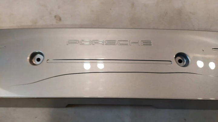 фото №8, Рамка номерного знака porsche panamera ii