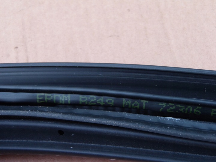 фото №4, Прокладка двері праві зад fiat grande punto evo 5 двері європа