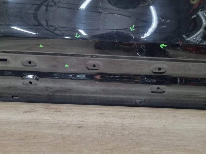 фото №7, Volkswagen touareg ii 2012 перед сторона правая дверь