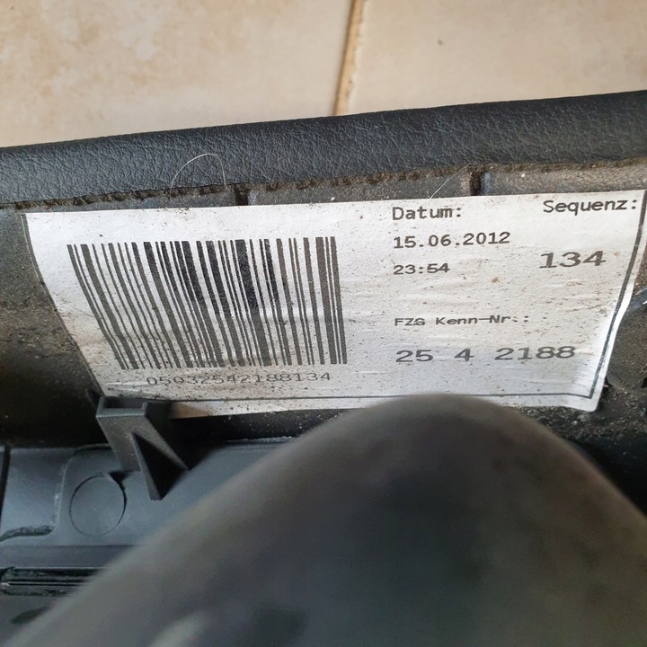 фото №15, Боковина оббивка двері лівий перед ambiente led audi a6 c7 4g eu