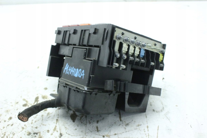 фото №8, Корпус блок запобіжників 3c0937125 seat alhambra ii 7n 2.0 tdi
