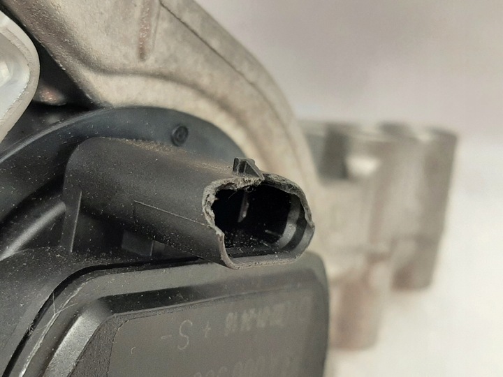 фото №7, Насос воды mercedes w205 w213 a0005005400 new